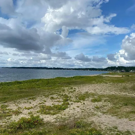With Panoramic Views Near 別荘 ハザスレウ